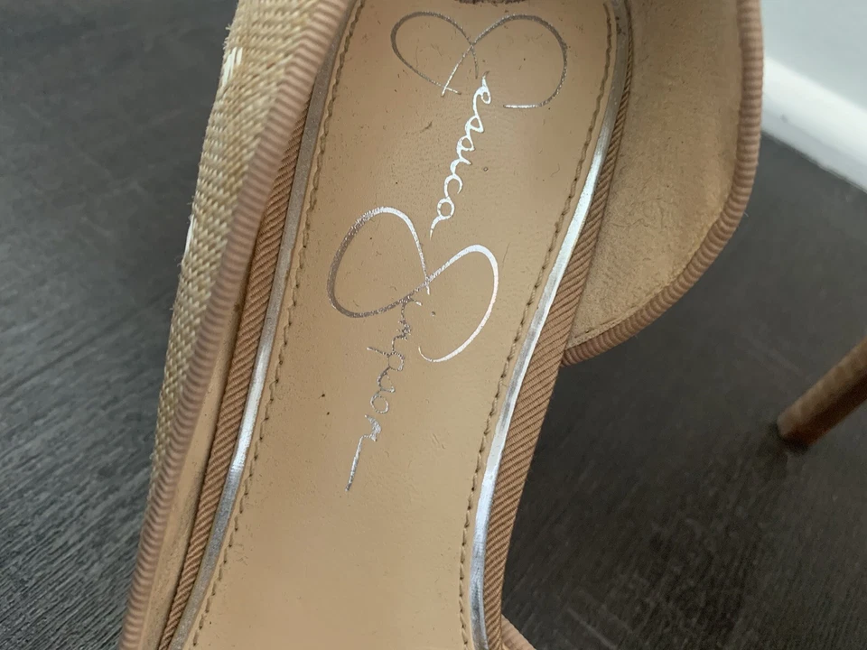 Jessica Simpson Tacones de salón blancos neutros a lunares talla 8,5 Foto 4 de 4