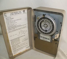 TORK 1103 24HR TIMER SWITCH  U.S.A.