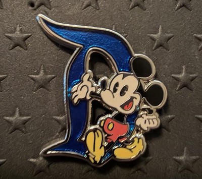 H.E.M.M. Mini D Pin - Bad Wolf Pins - Mickey Mouse LE100