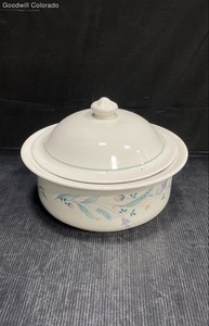 Pfaltzgraff Stoneware April Round Covered Casserole Dish