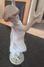 Lladro~6989~Symbol of Purity~In Perfect Condition