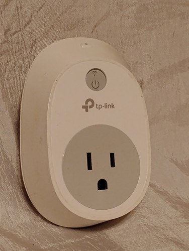 TP-Link HS100 Smart Wi-Fi Plug Works with Alexa Google Home