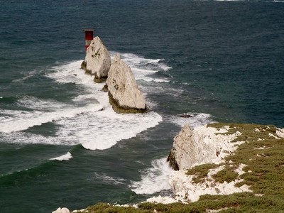 Foto A2 Die Nadeln aus der Batterie Totland windig aber aufgenommen vor c2009
