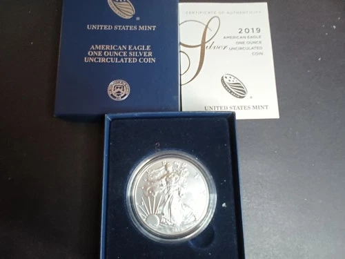 2019 W American Eagle One Ounce Silver Uncirculated Coin with COA & OGP