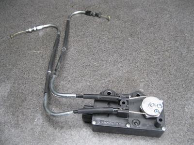 15 Yamaha YZF R6 R6r Servo Motor & Cables 390