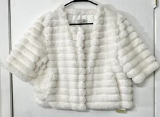 NWT La Fiorentina Ivory Faux Fur Shrug Jacket Formal Shawl Clasp Front One Size