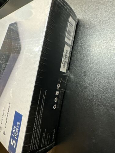 BELKIN Wired Network Switch 5-Port 10/100, NEW/Sealed - Picture 2 of 8
