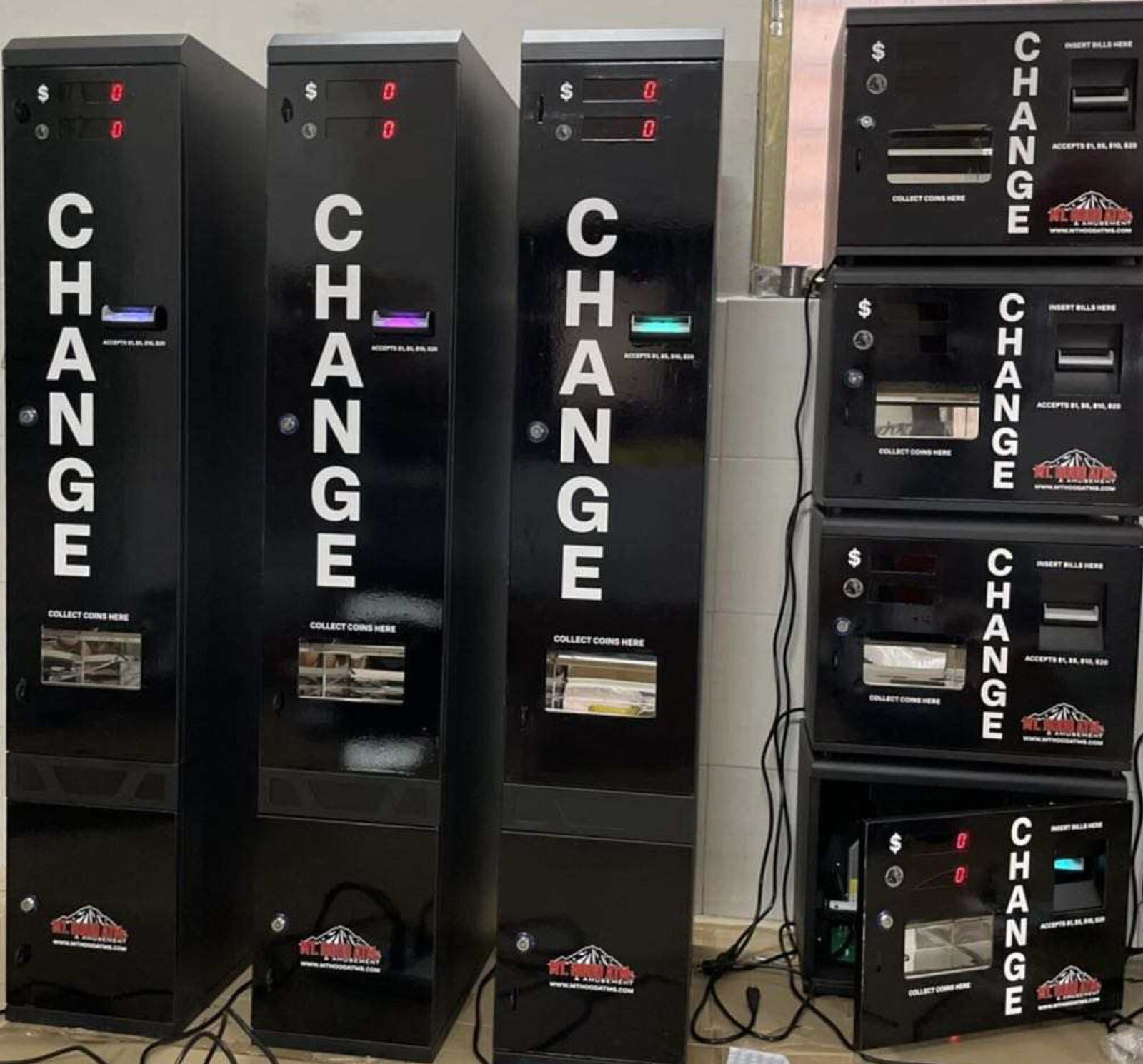 Quarter Machine, Bill Changer Accepts 120 3,000 Capacity BLACK