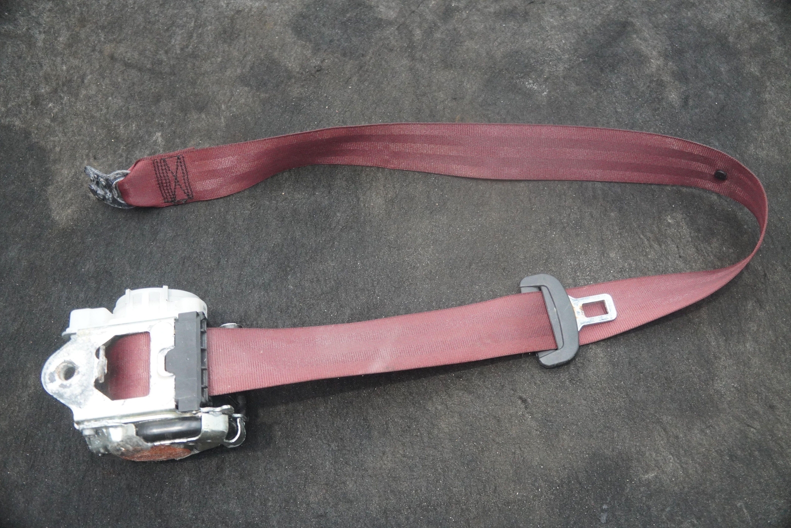 Rear Left Seat Belt Retractor Rossa Rea Red 4ML857805 Lamborghini Urus 2019-24