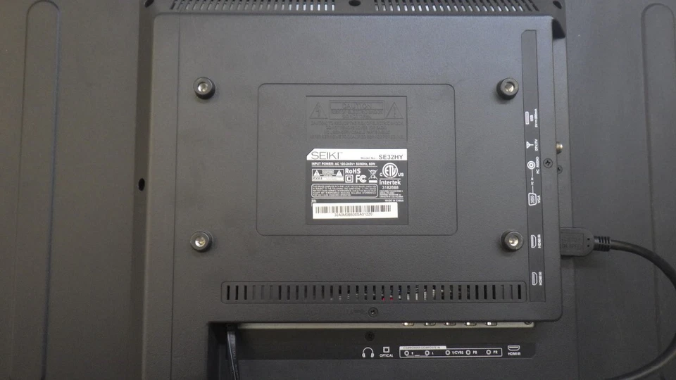 SEIKI 32' Flat screen Tv Model SE32HY (TDY024377) - Image 2 of 2