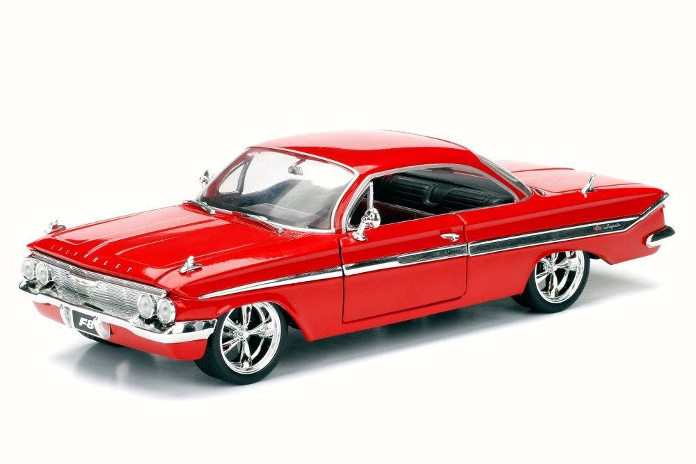 1961 DOM'S CHEVY IMPALA F8 FATE OF FURIOUS 1/24 SCALE DIECAST CAR