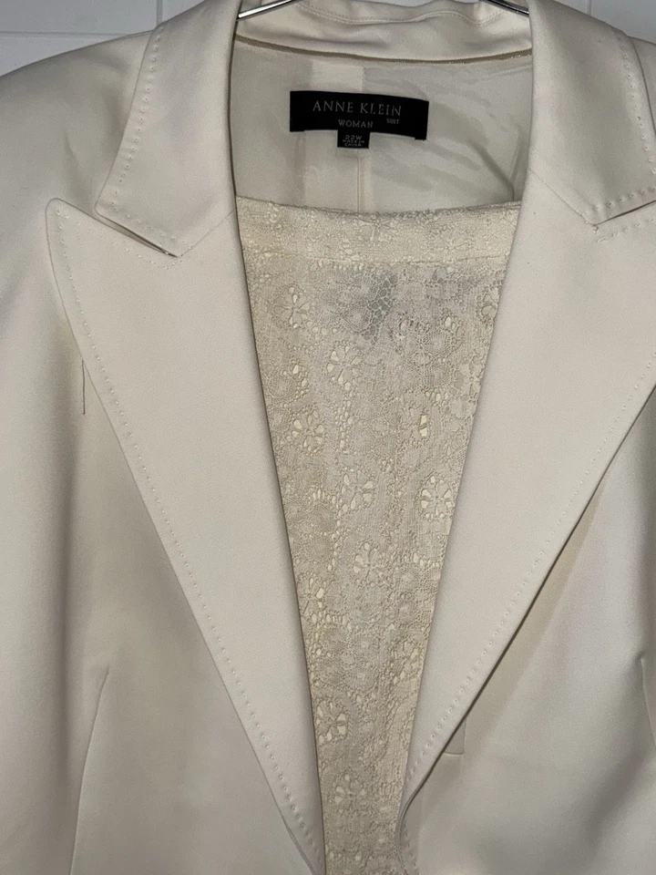 Anne Klein Woman 22W 2 Pc Cream Suit Blazer Lace Skirt Formal Wedding NWT 340.00 - Image 4 of 4