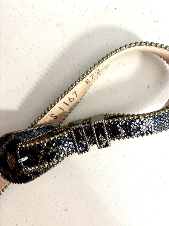 Cinturón de cuero Bb Simon negro y dorado, nuevo, pequeño, se adapta aproximadamente a tallas 0-4 Foto 2 de 4