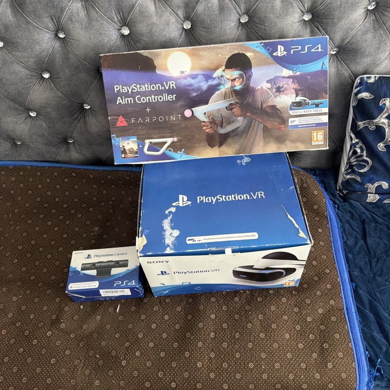 PS4 VR Headset Bundle & vr aim controller and camera