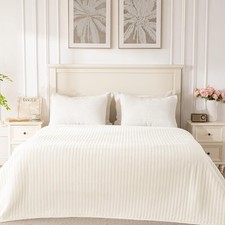 Velvet Quilt Set Queen Size, Soft Quilted Bedding Set, 2 Matching Pillow Sham...