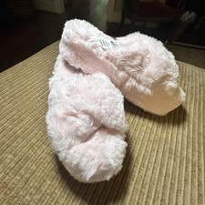 Victoria Secret Pink Fuzzy Platform Stacked Slippers Large US 9-10