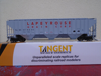Tangent Scale Models Lapeyrouse PS-2 4750 Covered Hopper 20063 NAHX HO Scale