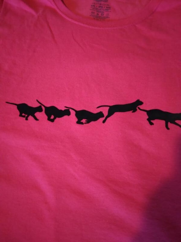 T shirt adulto 2XL rosa con stampa fila di gatti neri 277478