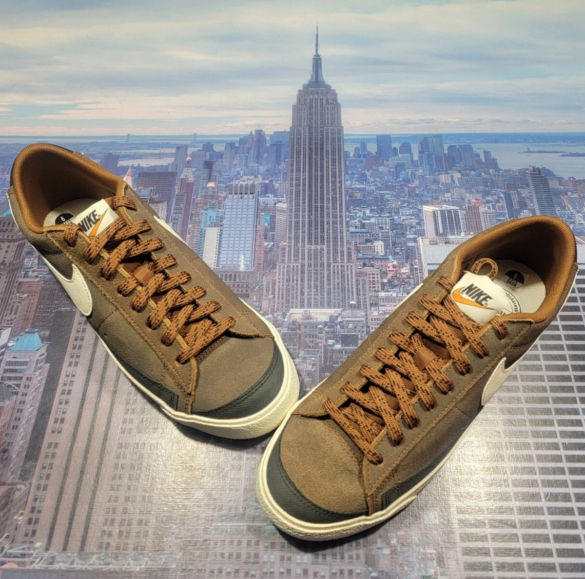 Nike blazer top low size 9