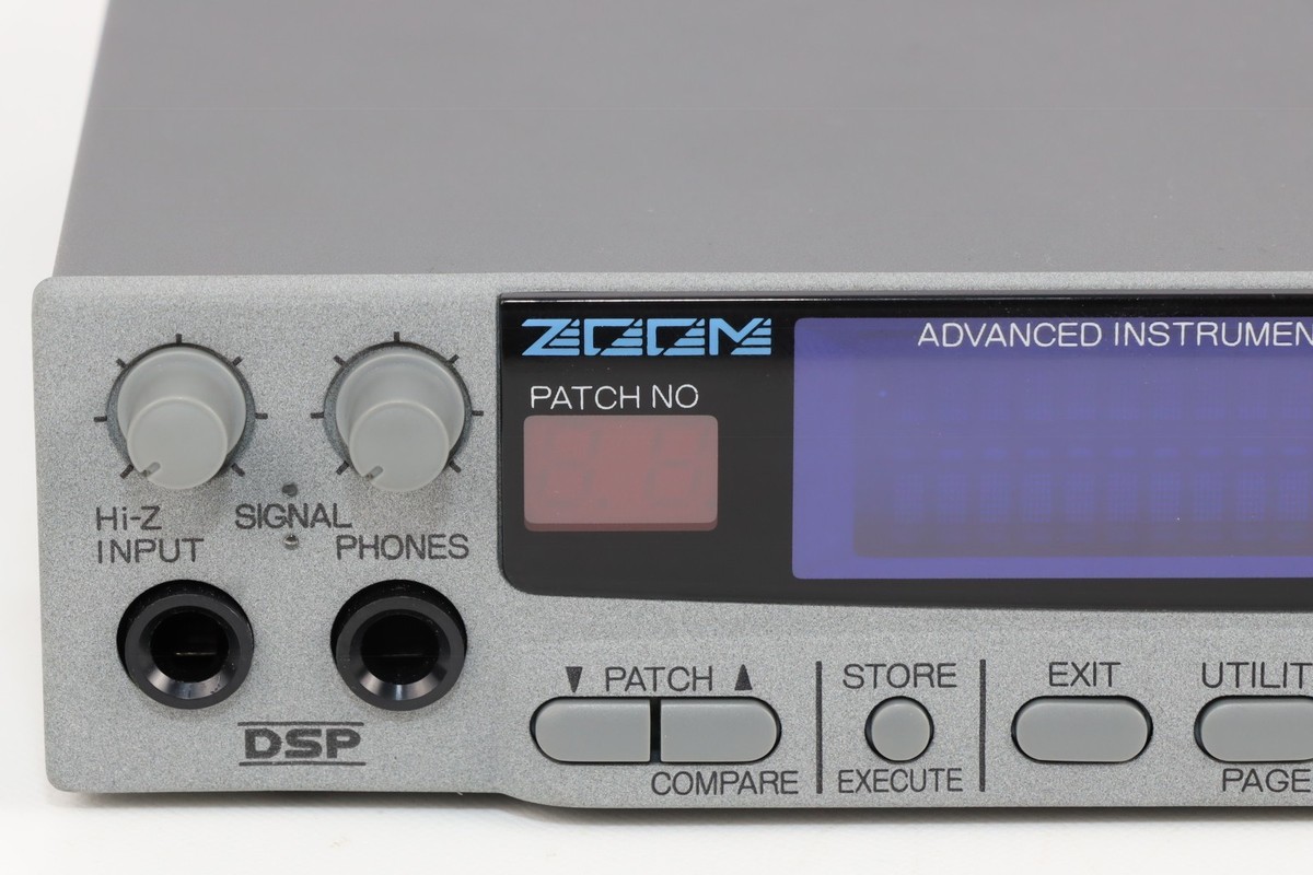 Repaired Near Mint Zoom 9030 Advanced Instrument Effects Processor
