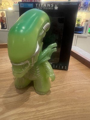 TITANS Vinyl Figuren ALIENS Loot Crate Exclusive