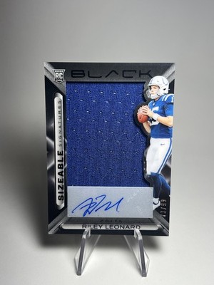 2025 Panini Black Sizeable Signatures RPA Riley Leonard #SSR-RLD /99