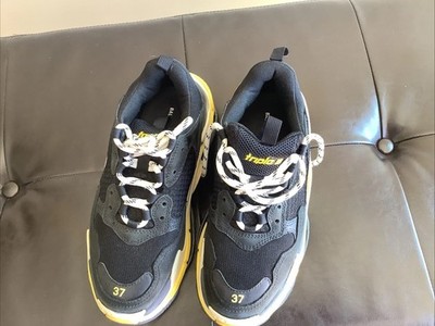 Baleniaga Triple S Black And Yellow Women s Snickers, Size 37