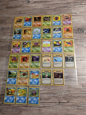 Fossil Set - COMPLETE 32 Common & Uncommon Pokemon Card Lot
