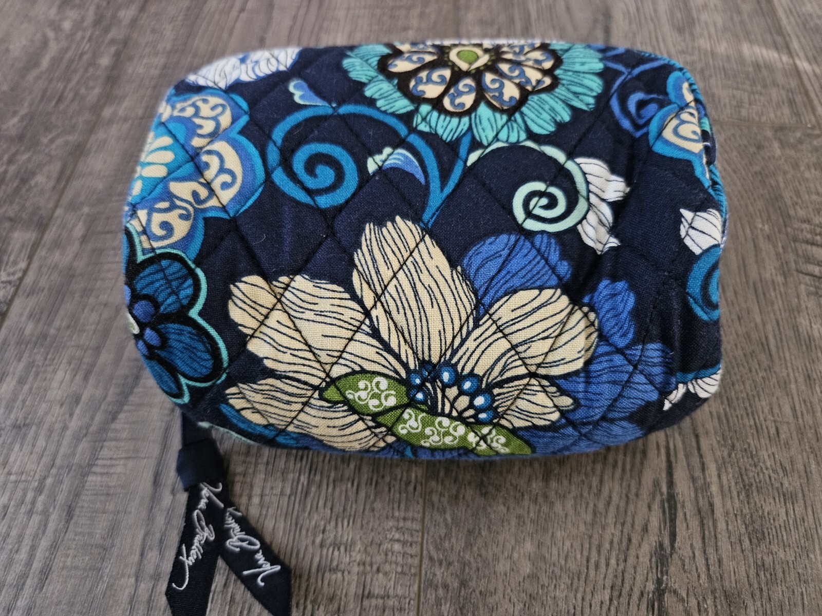 Vera Bradley Round Travel Case Jewlery Cosmetic Bag Mod Floral Blue eBay