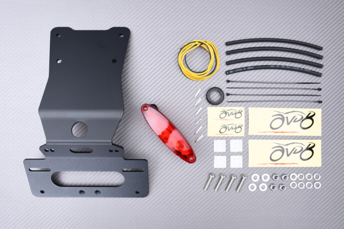 Support de plaque KAWASAKI KLR 650 finition noire mate et feu arrière rouge premium