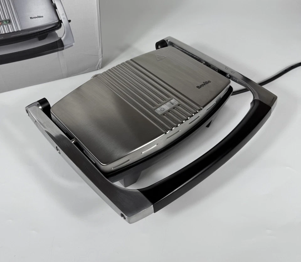 Breville - 3 Slice Sandwich / Panini Press - Café Style, Non-Stick Plates VST025 - Image 4 of 4