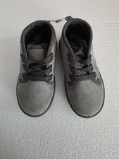 Carters Baby Shoes Noah Jr Toddler Boots Boys Size 8 M Suede Shoes.