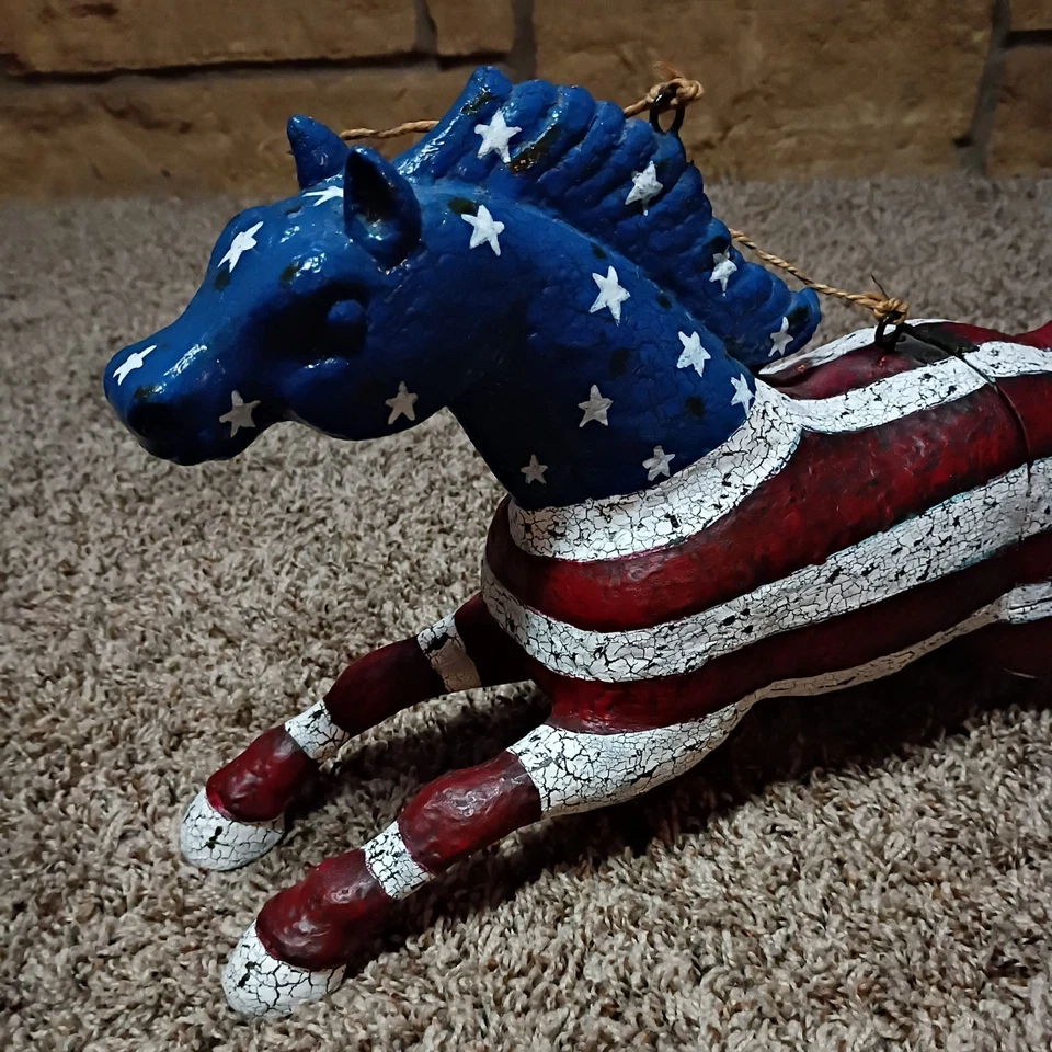 Americana Patriotic Horse Resina Birdhouse Primitivo Rojo Azul Blanco  Foto 2 de 4