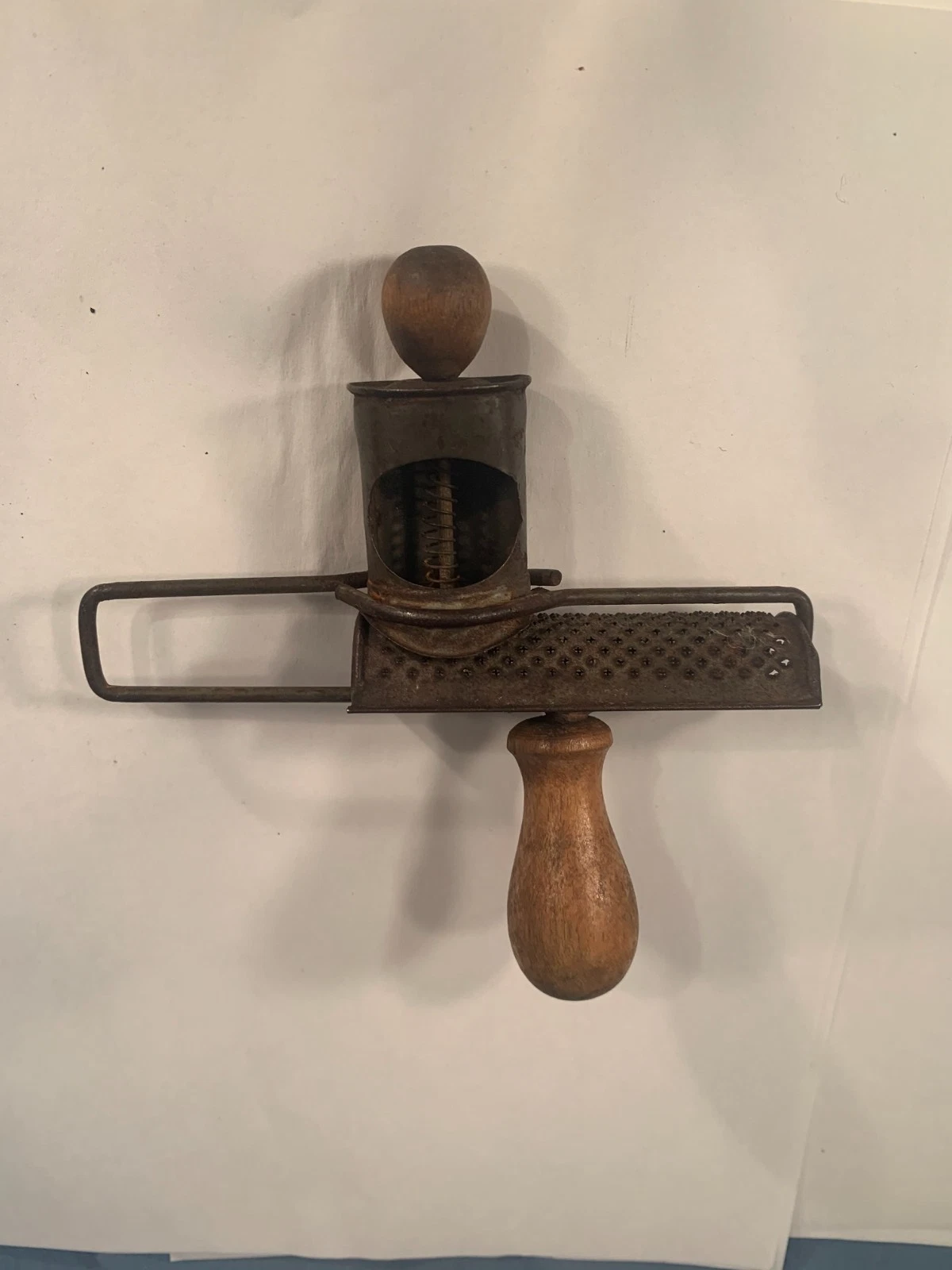 Antique THE EDGAR Nutmeg Grater Tin Sliding Spice Grinder Wood Handles