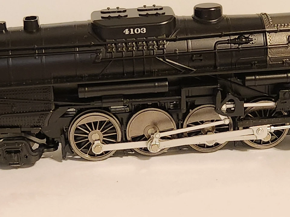NEW Lionel 6-84251 Santa Fe Berkshire #4103 LionChief Plus Steam Engine Only - Image 3 of 4