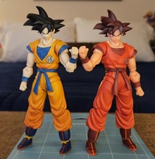 S.H. Figuarts Dragon Ball Z & Super: SON GOKU KAIO-KEN & SON GOKU (Super Hero)