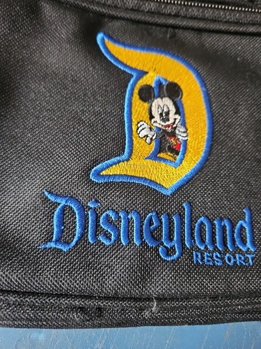 Disney Vintage 2005 Fannie Pack, Disneyland Resort Fannie Pack - Picture 2 of 15