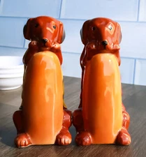 Hot Dog Wieners Dachshund Dogs In Ketchup Mustard Buns Salt Pepper Shakers Set