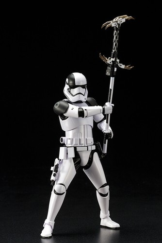 Figura ArtFx 1/10th Star Wars First Order Stormtrooper Executioner de Kotobukiya - Imagen 2 de 12
