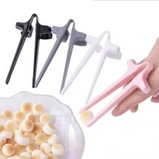 8PCS Finger Chopsticks Lazy Assistant Not Dirty Hand New Product Finger Tool