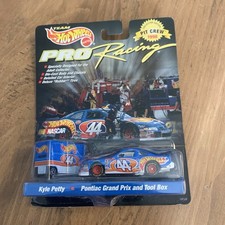 Hot Wheels Pro Racing Kyle Petty 44 Pontiac Grand Prix  Toolbox