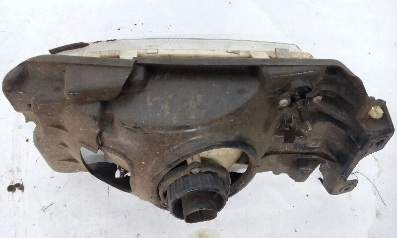 Faro izquierdo conductor hatchback 3 puertas Hyundai Accent 95-99 Foto 3 de 3
