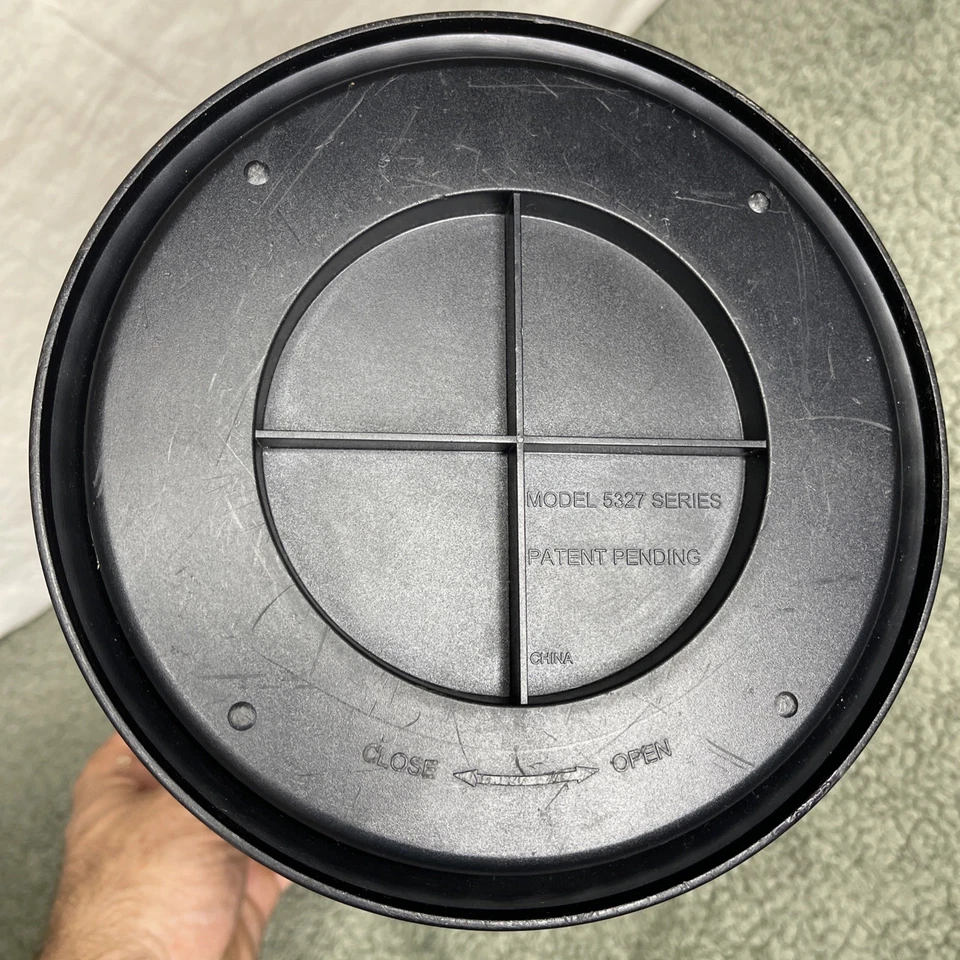 Linterna verde serie Coleman 5327 alimentada por batería linterna de camping probada funciona Foto 4 de 4