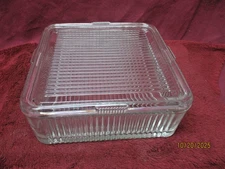Vintage Refrigerator Dish 8 1/2" square w/Lid 3"s Tall