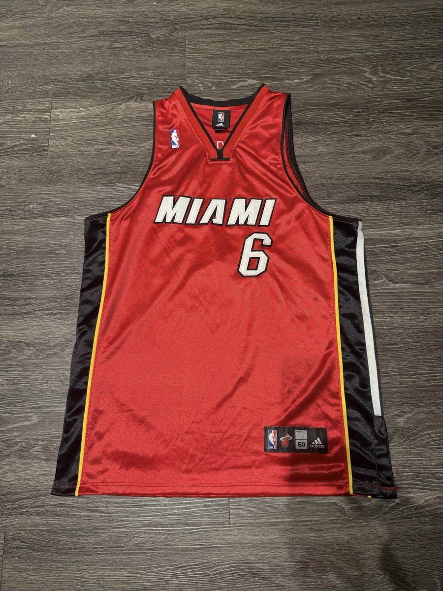 Preços baixos em Lebron James Miami Heat 50 Tamanho Roupas e