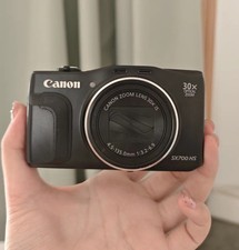 Canon PowerShot SX700 HS Compact Digital Camera 30x Optical Zoom English