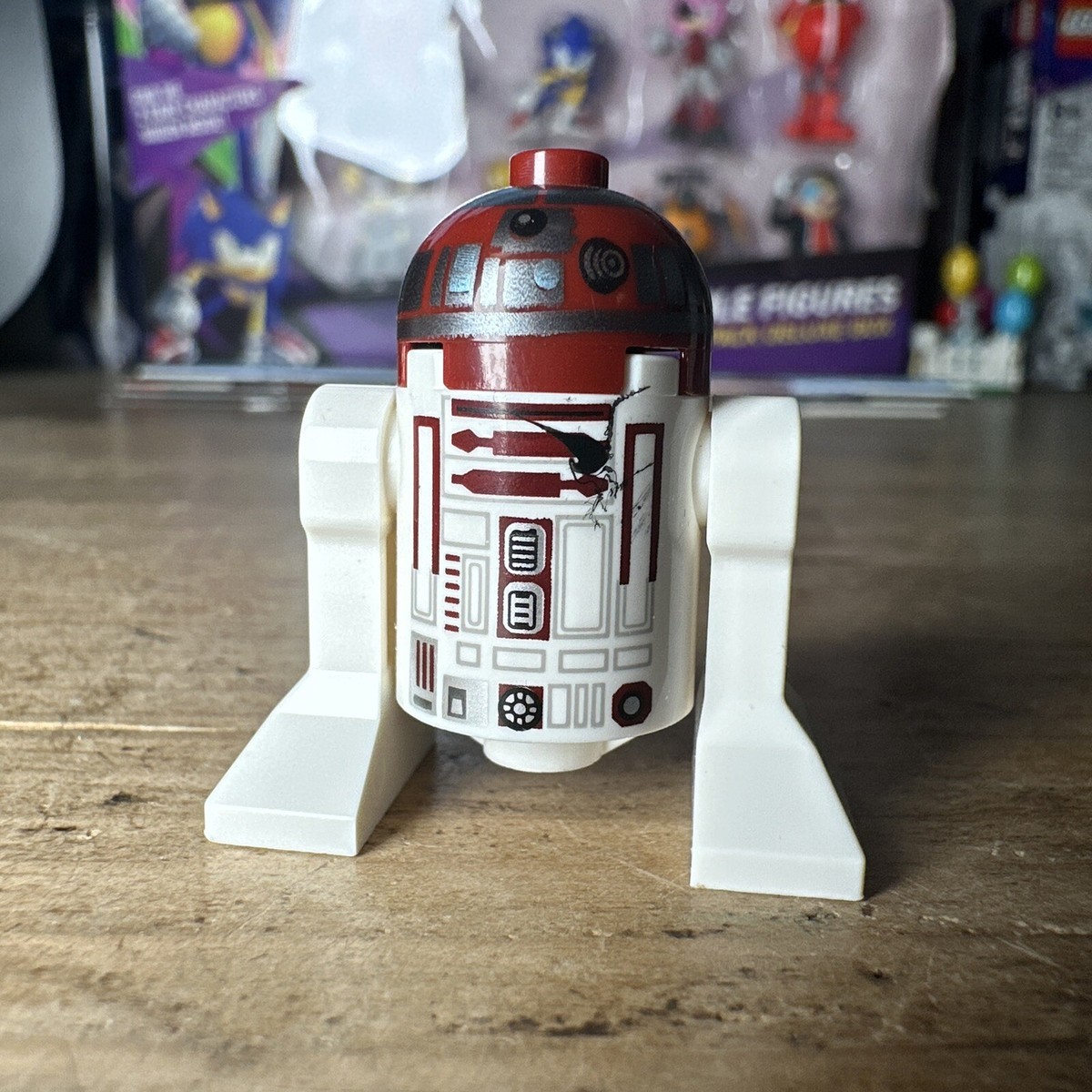 Misprint Lego Star Wars R4-P17 from Set 75333 UK