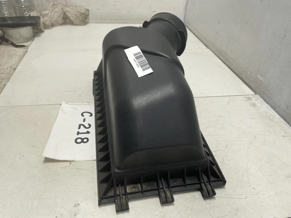 2010 LINCOLN MKZ  UPPER AIR CLEANER INTAKE BOX OEM+ - Image 2 of 4