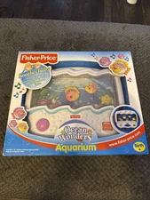 2002 Fisher Price OCEAN WONDERS Aquarium Crib Soother - 73545 Open Box