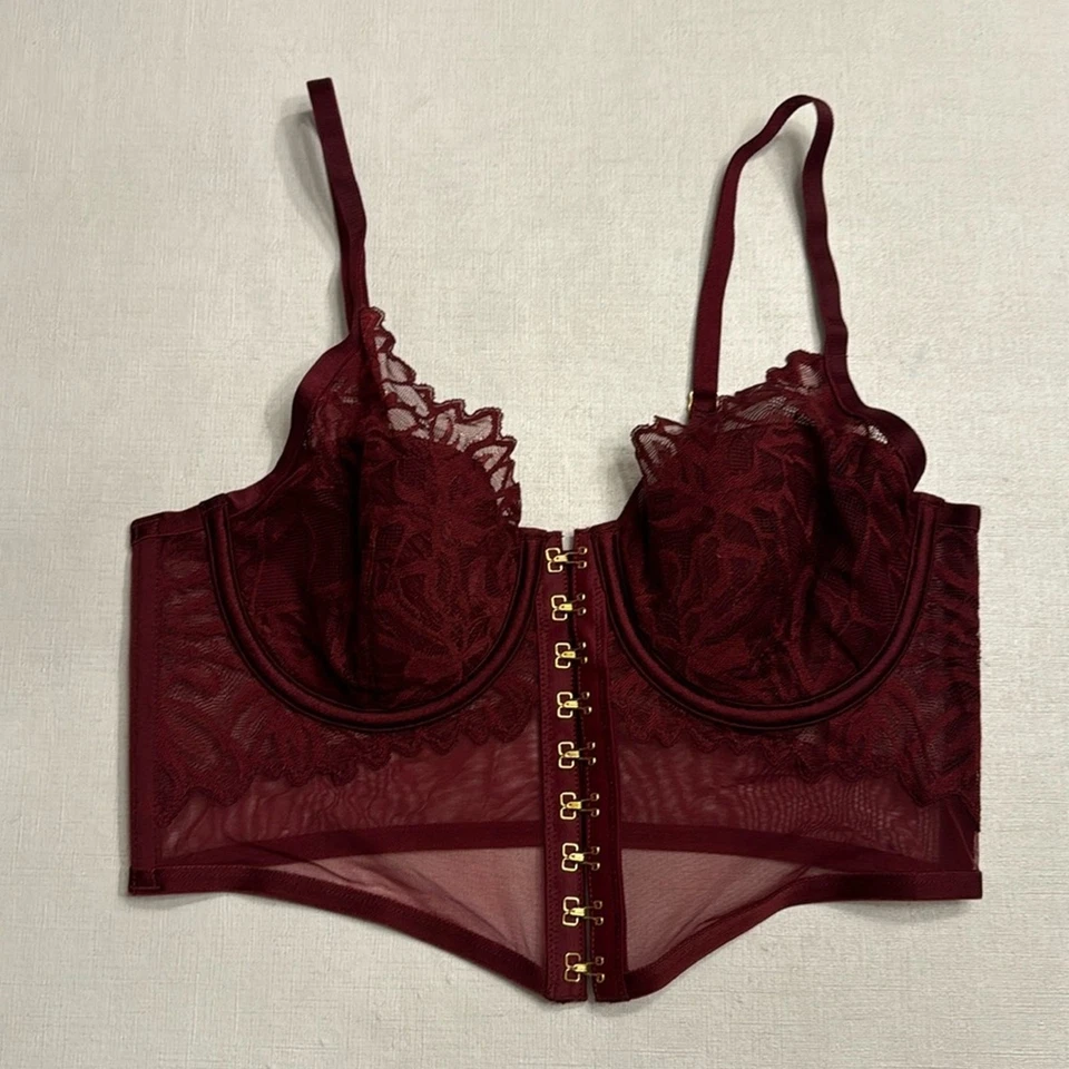 COPIA - Bustier con cable detalle de encaje La Senza con cierre de gancho y ojo talla S Foto 2 de 4